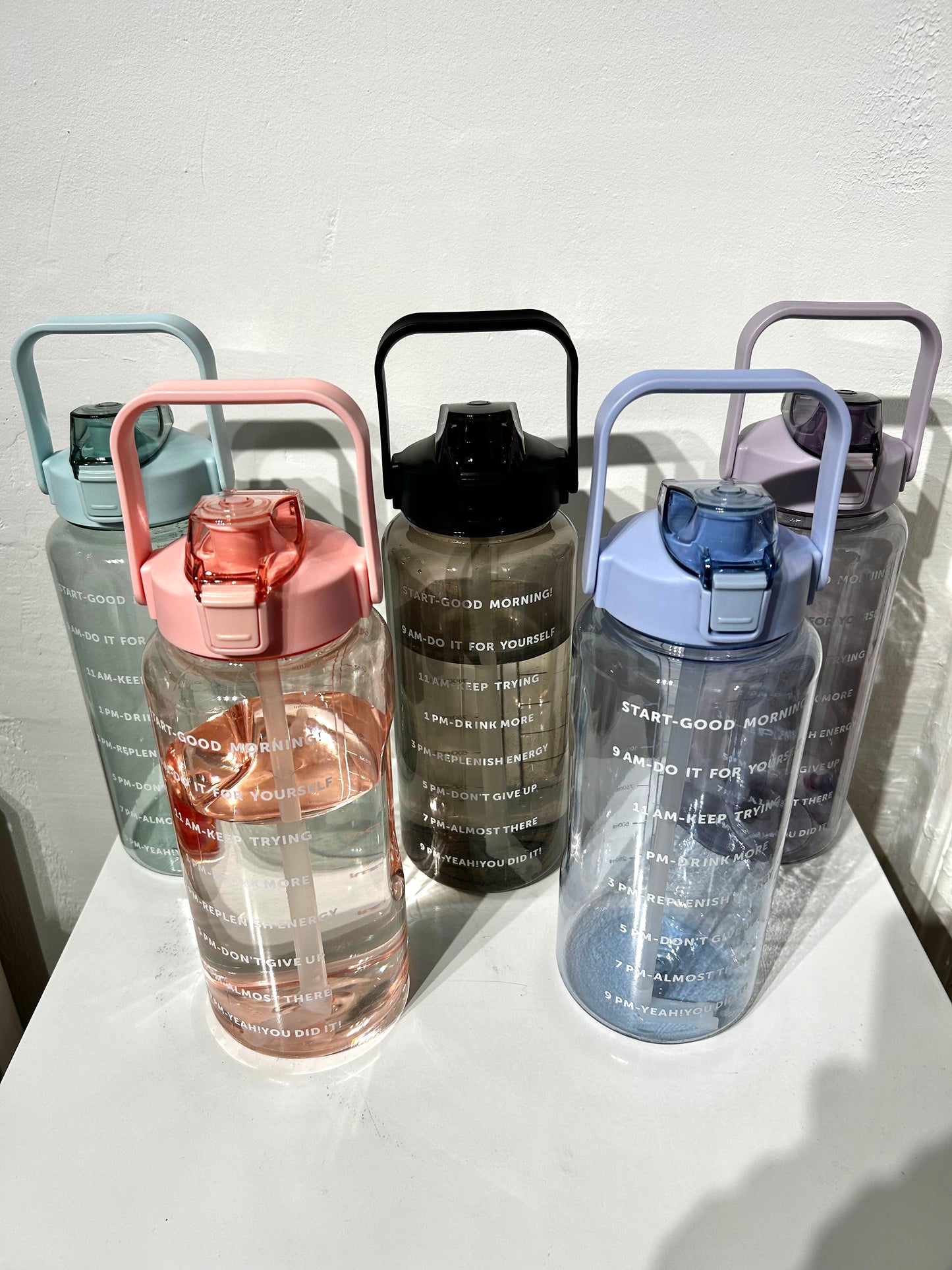 Waterbottles4you 2 litre Bottle with Time Marker and Straw, Motivational Water Bottle with Handle, Leakproof BPA FREE for School, Gym, Outdoor, Fitness - Brand New